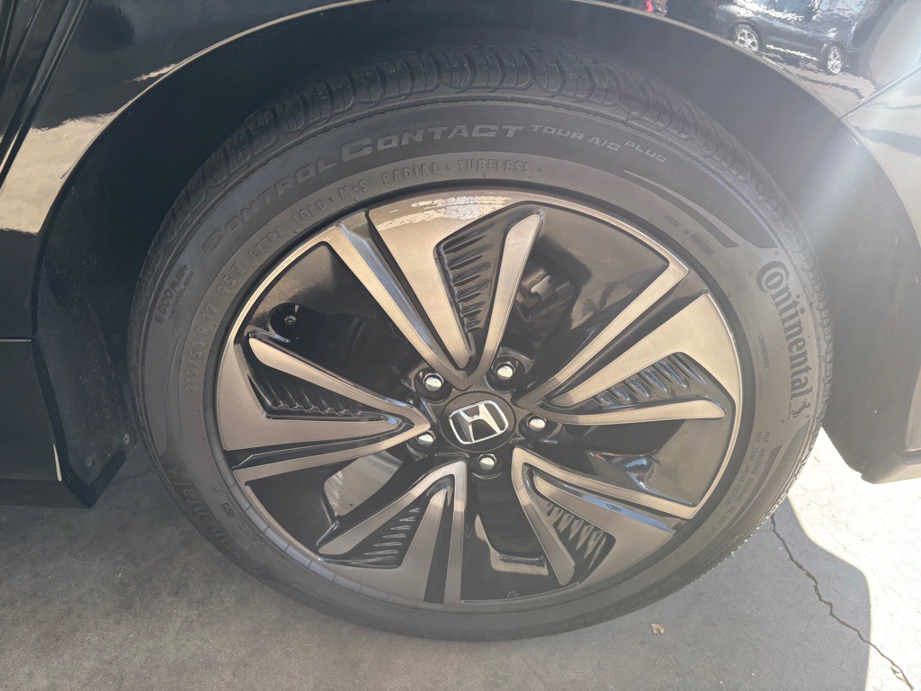 2018 Honda Civic Image 46