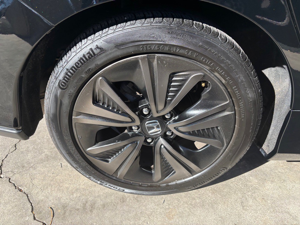 2018 Honda Civic Image 47