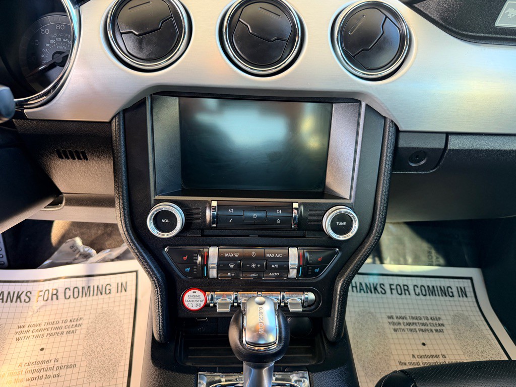 2015 Ford Mustang Image 11