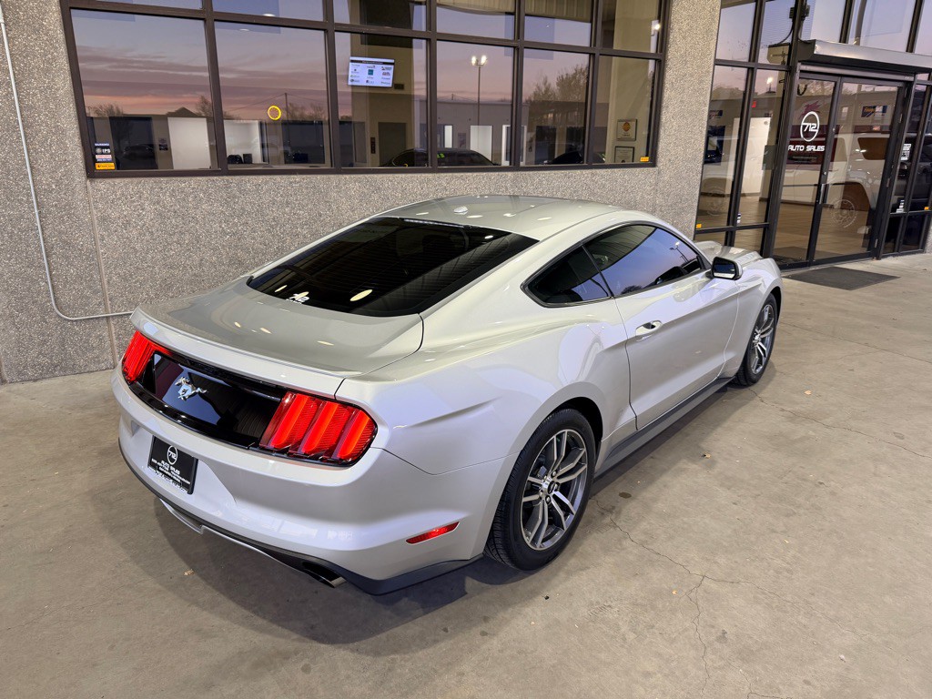 2015 Ford Mustang Image 36