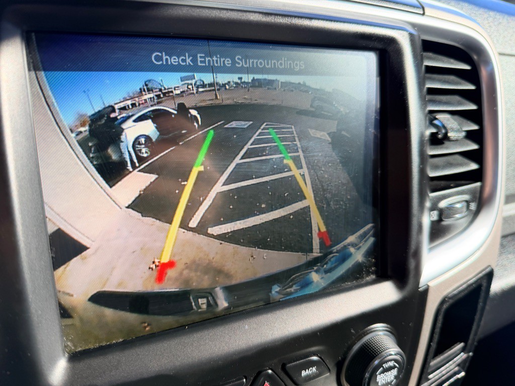 2017 RAM 2500 Image 9