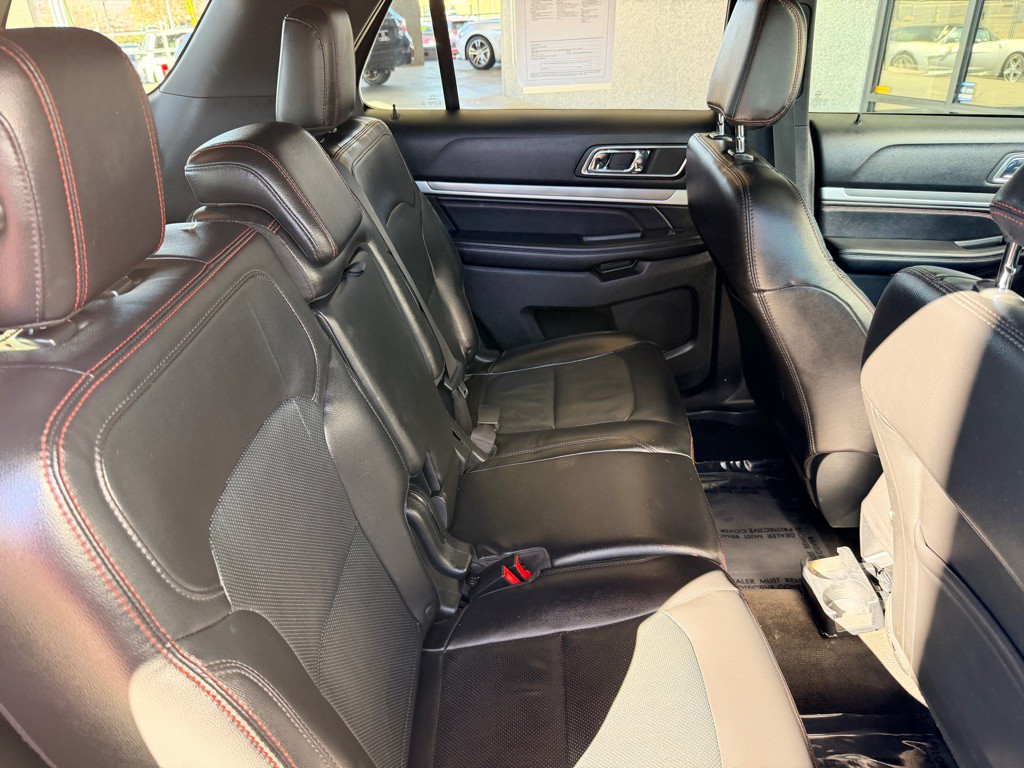 2018 Ford Explorer Image 21
