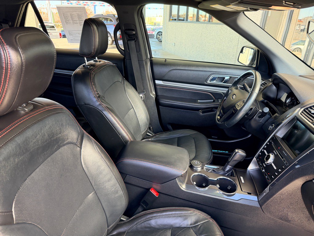 2018 Ford Explorer Image 22