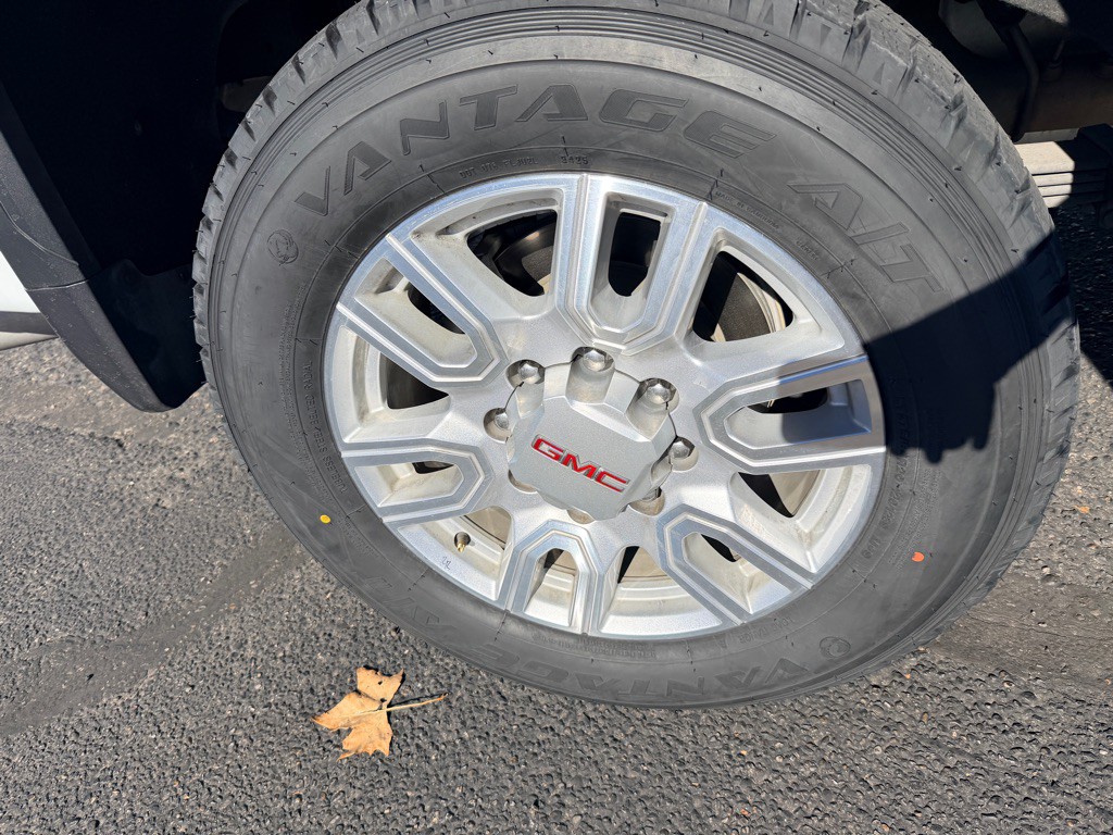 2022 GMC Sierra Image 47