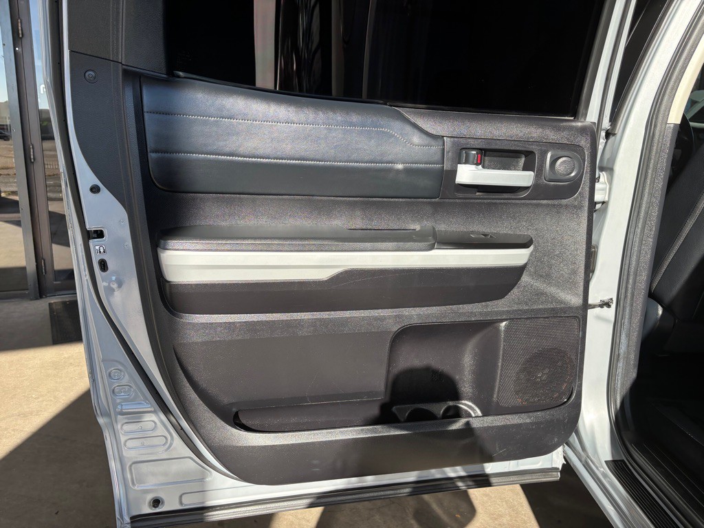 2020 Toyota Tundra Image 21