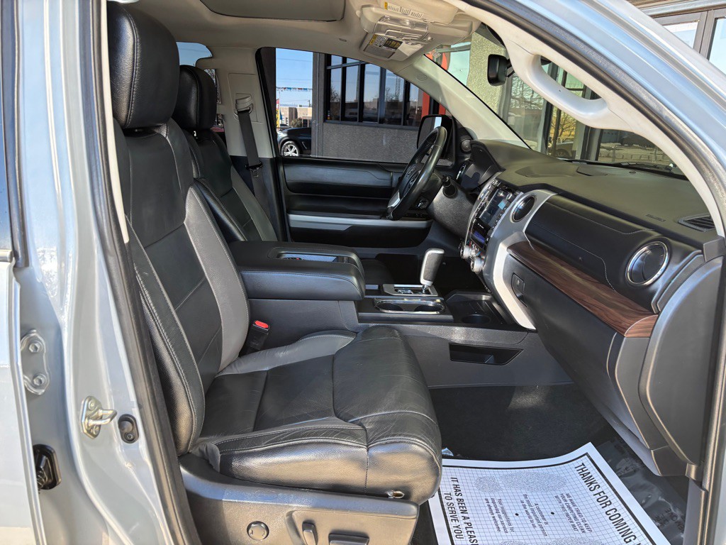 2020 Toyota Tundra Image 27