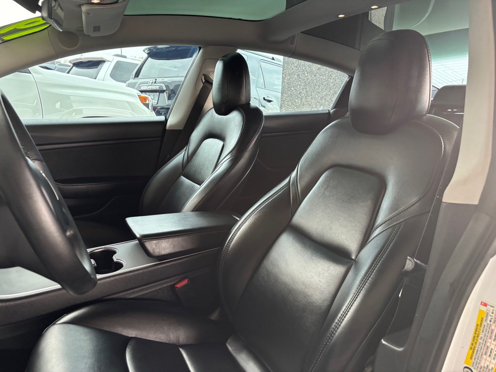 2019 Tesla Model 3 Image 6