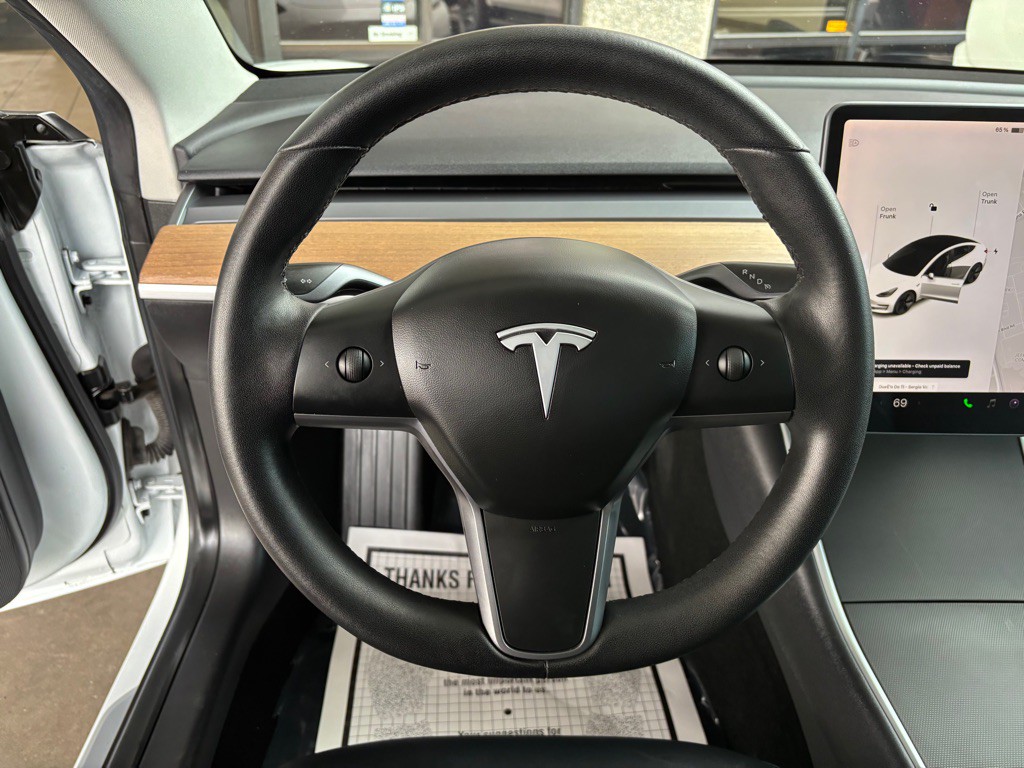2019 Tesla Model 3 Image 8