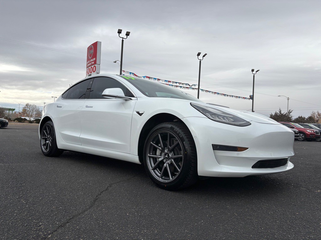 2019 Tesla Model 3 Image 26