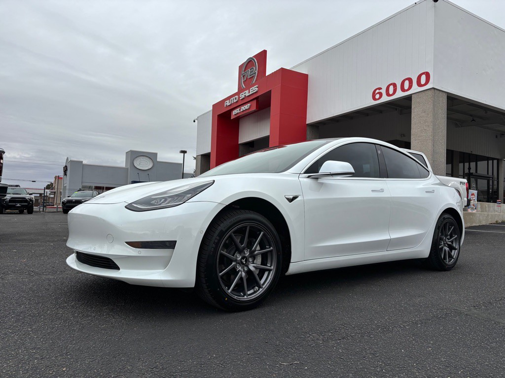 2019 Tesla Model 3 Image 38