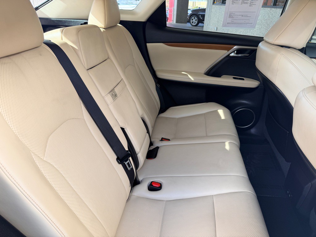 2021 Lexus RX Image 18