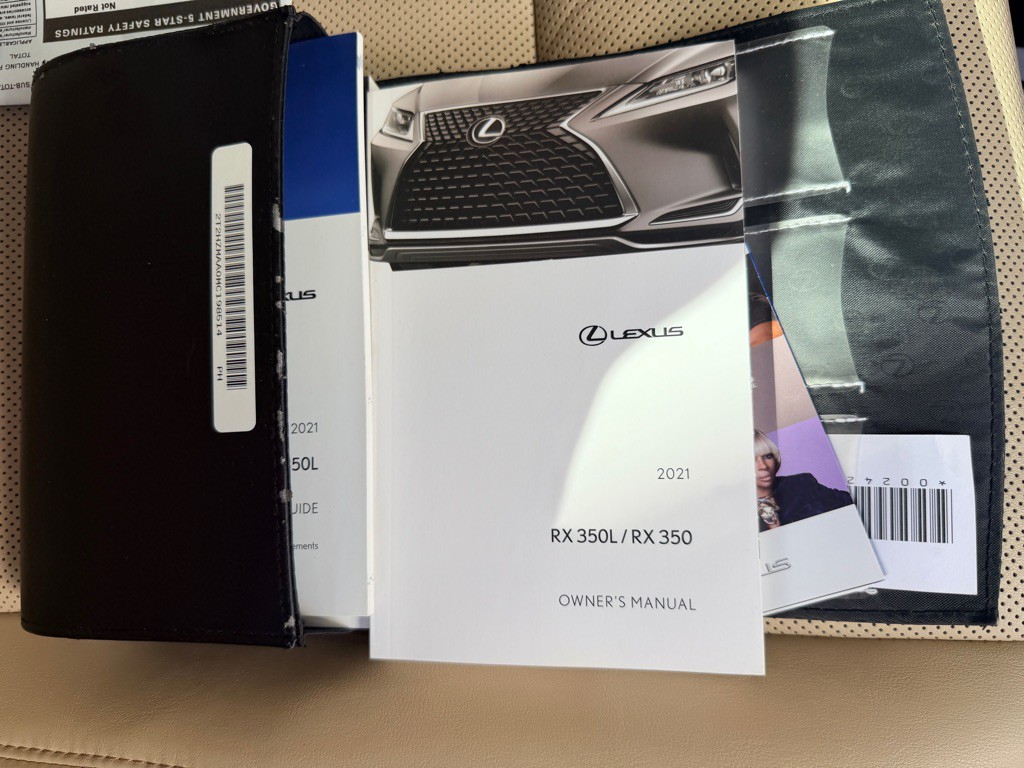 2021 Lexus RX Image 21