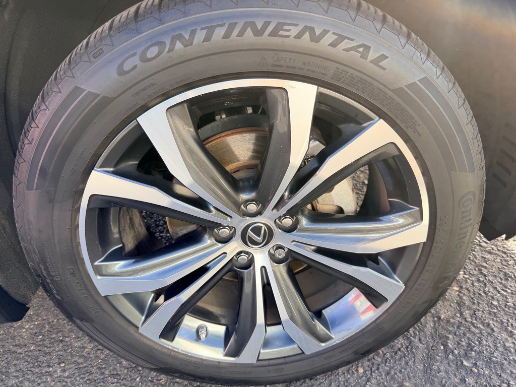 2021 Lexus RX Image 43