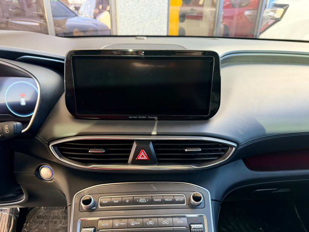 2022 Hyundai Santa Fe Image 12