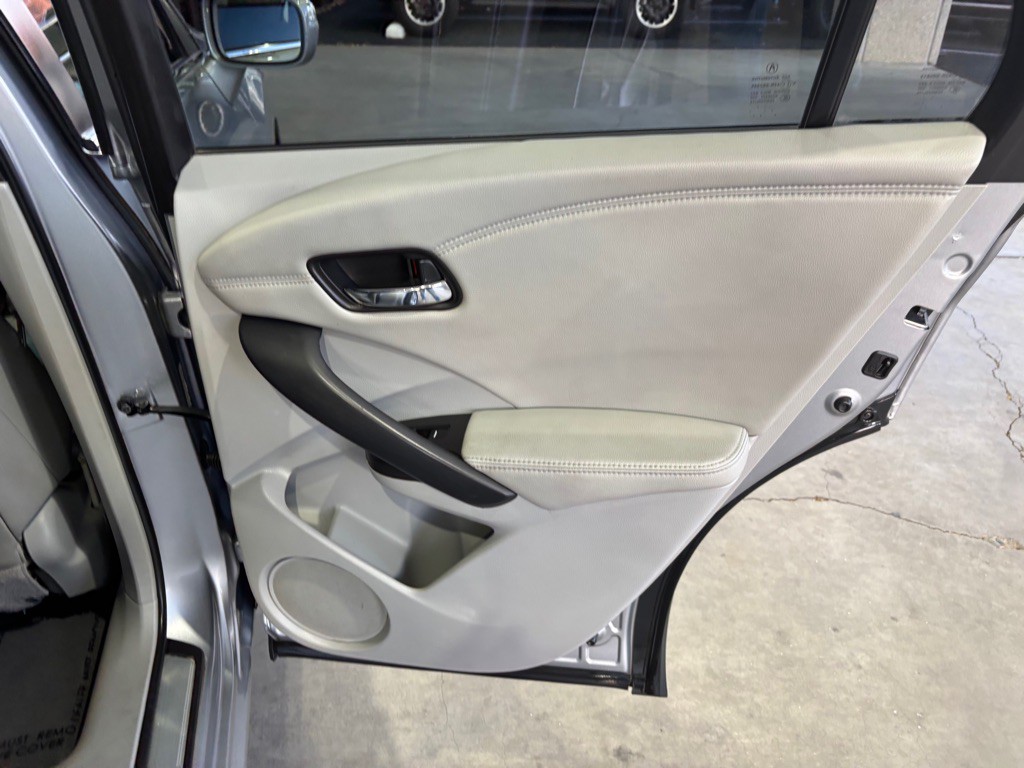 2017 Acura RDX Image 28