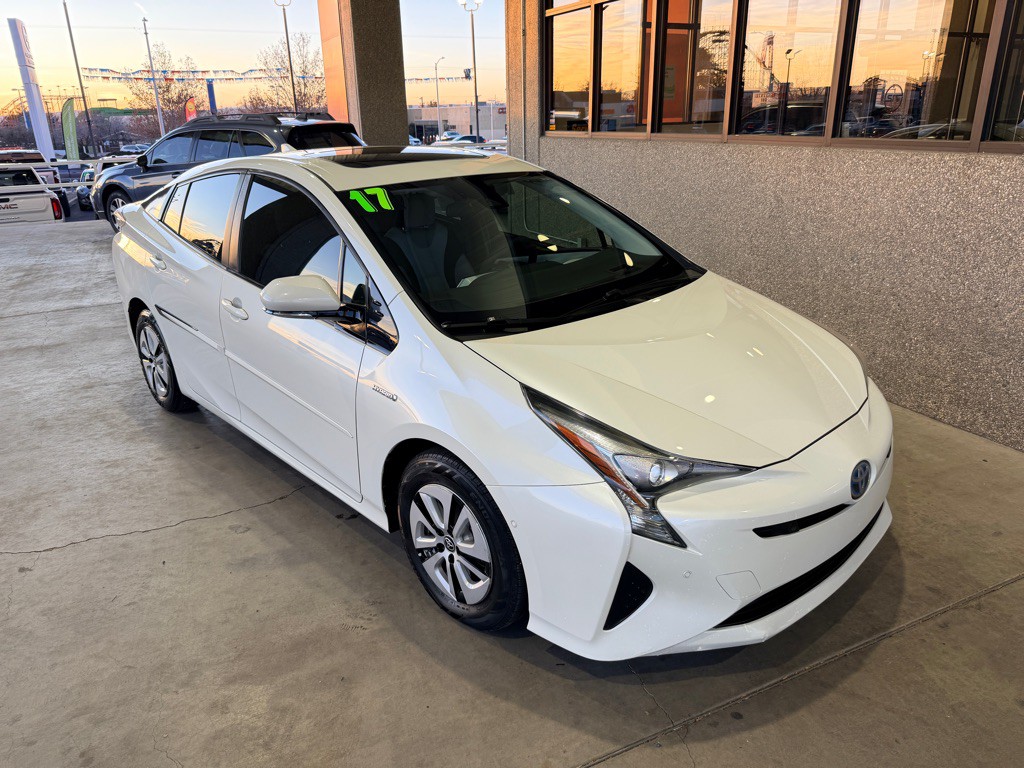2017 Toyota Prius Image 4