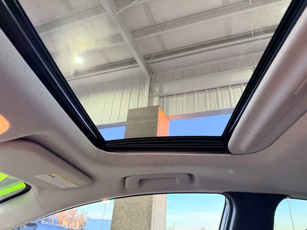 2017 Toyota Prius Image 13