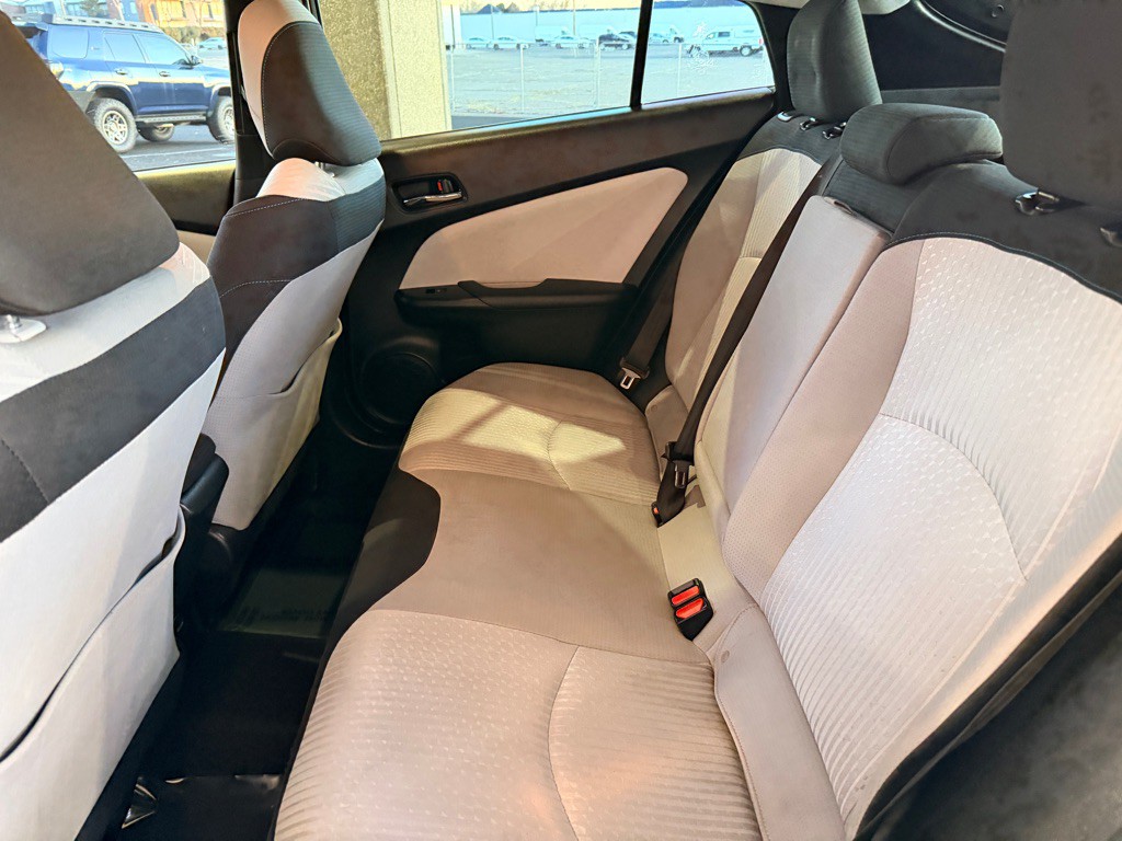 2017 Toyota Prius Image 15