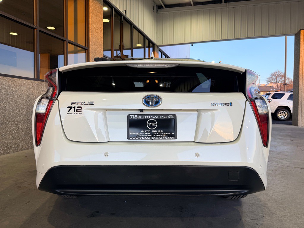 2017 Toyota Prius Image 33