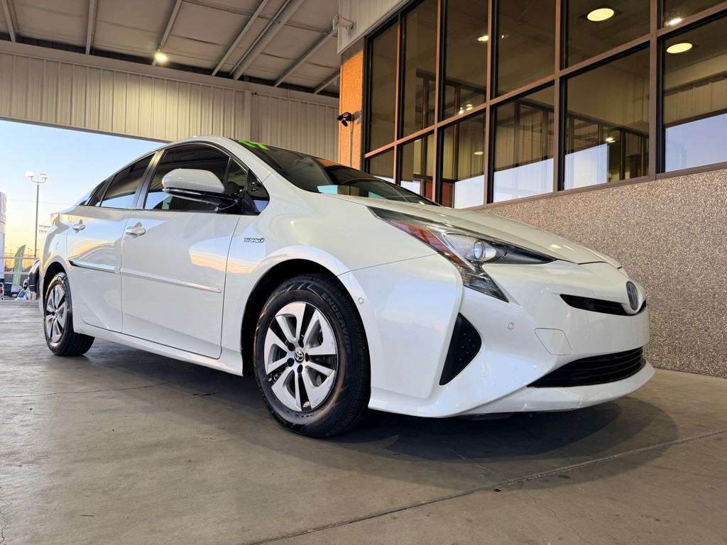 2017 Toyota Prius Image 39