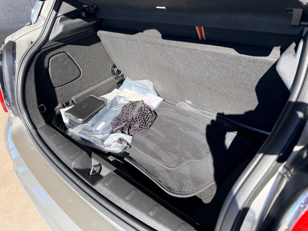 2019 MINI Cooper Image 18