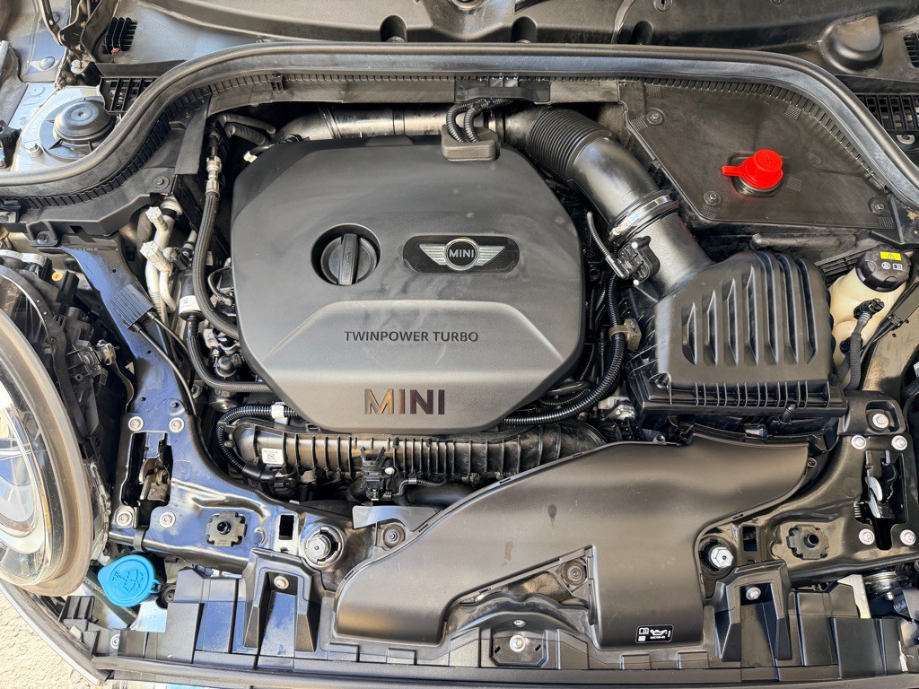 2019 MINI Cooper Image 27