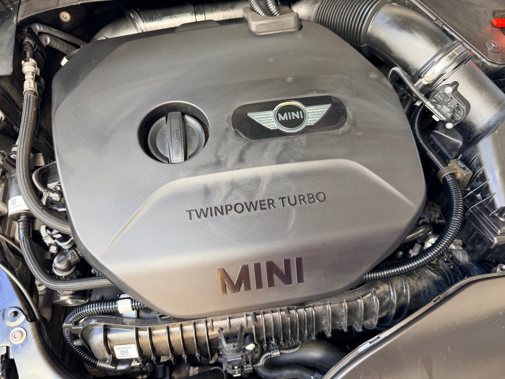 2019 MINI Cooper Image 28