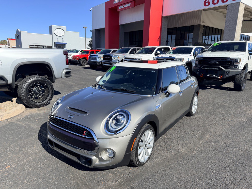2019 MINI Cooper Image 31