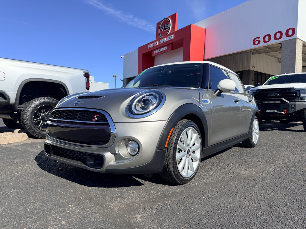 2019 MINI Cooper Image 32