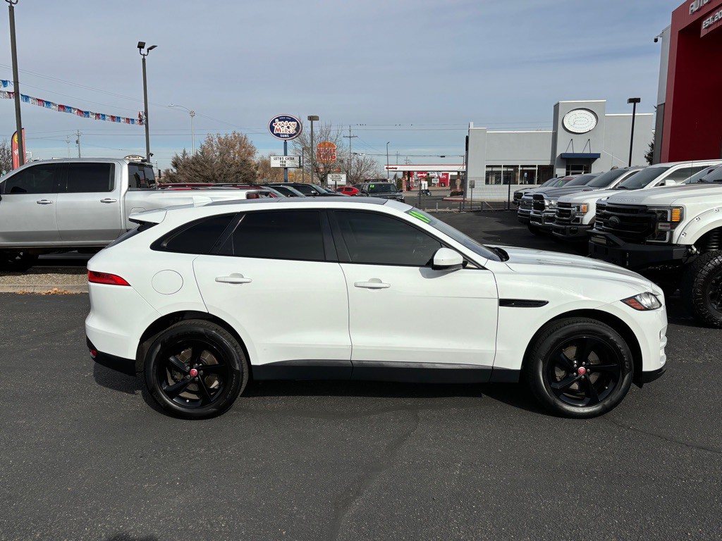 2019 Jaguar F-PACE Image 3