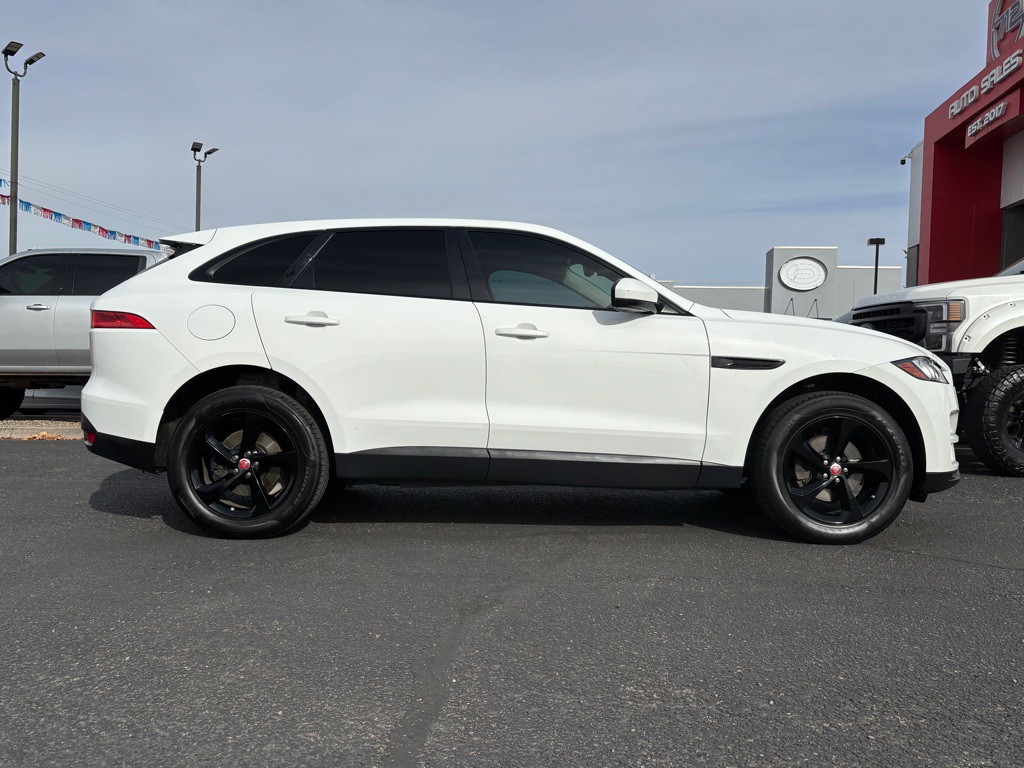 2019 Jaguar F-PACE Image 33