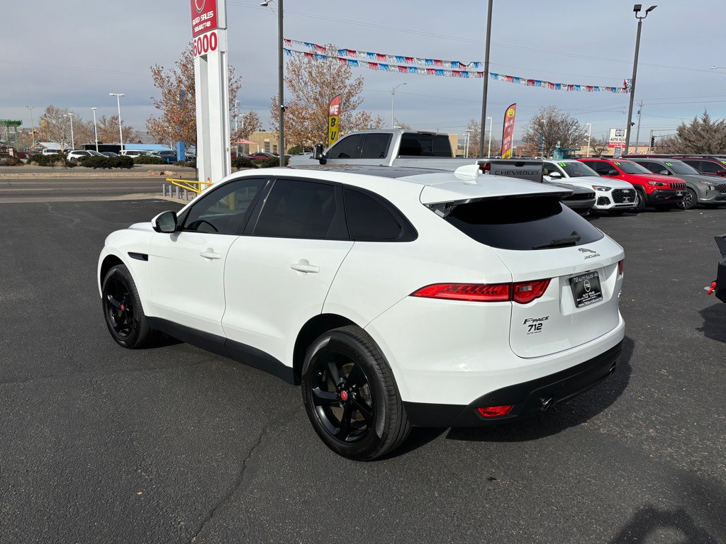 2019 Jaguar F-PACE Image 38