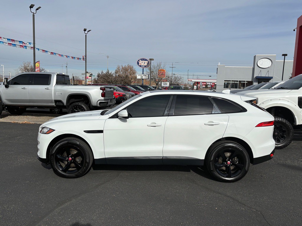 2019 Jaguar F-PACE Image 40