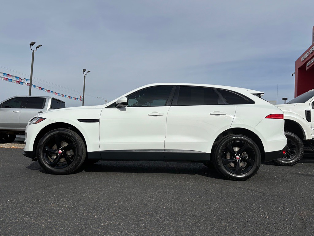 2019 Jaguar F-PACE Image 41