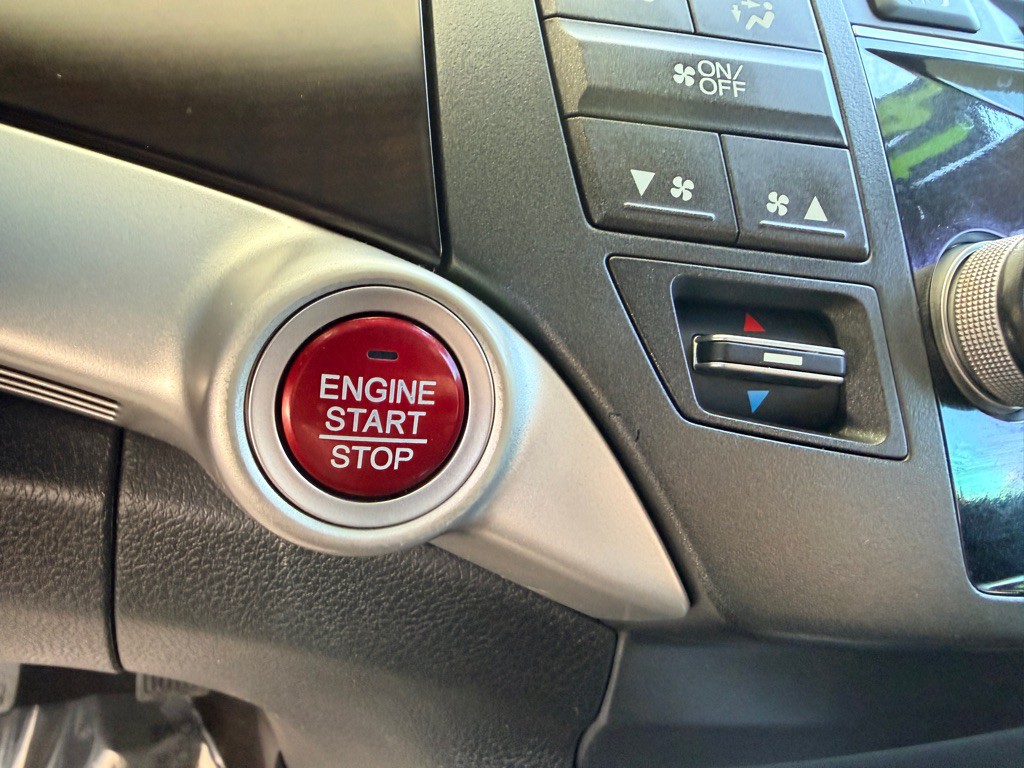 2014 Honda Crosstour Image 13