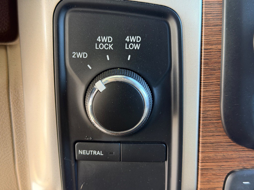 2016 RAM 2500 Image 12