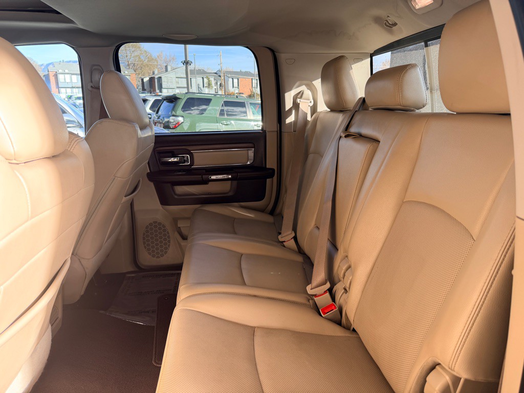 2016 RAM 2500 Image 16