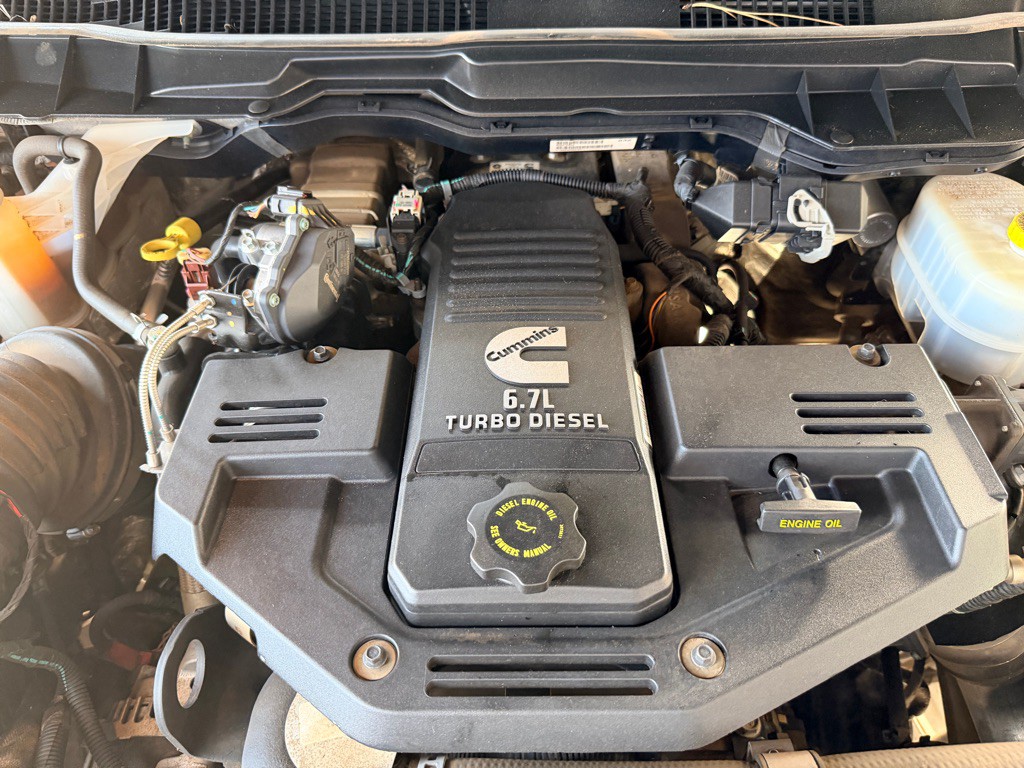 2016 RAM 2500 Image 22