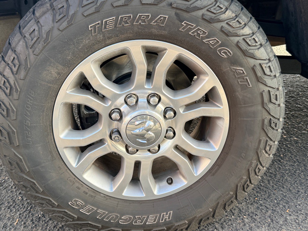 2016 RAM 2500 Image 43