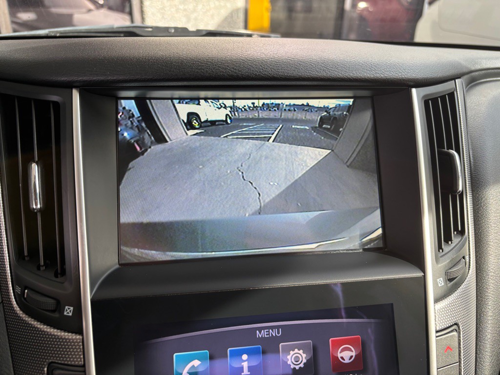 2014 INFINITI Q50 Image 15