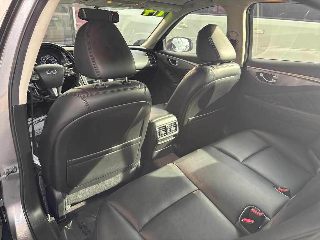 2014 INFINITI Q50 Image 20
