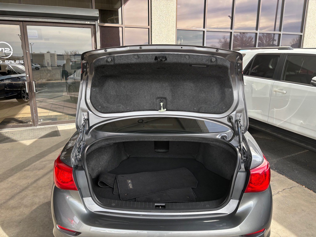 2014 INFINITI Q50 Image 21