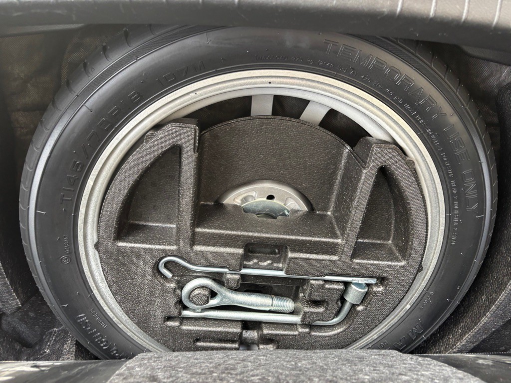 2014 INFINITI Q50 Image 23