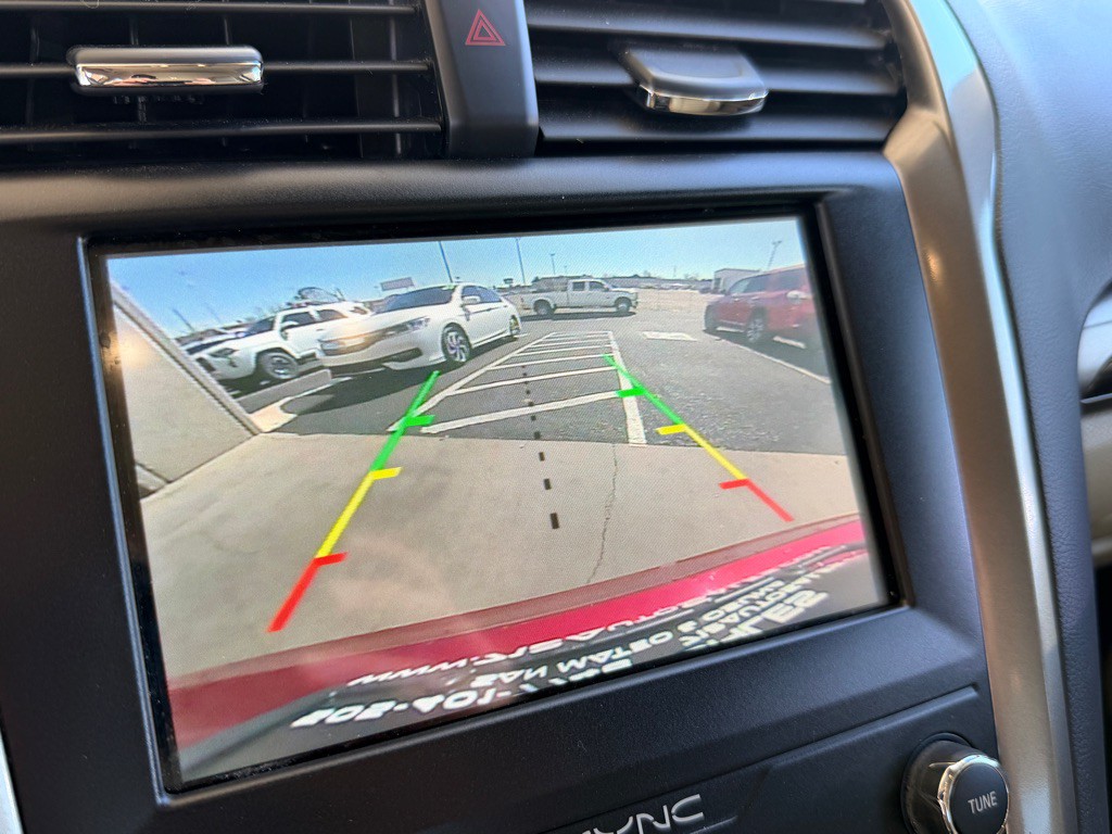 2019 Ford Fusion Image 16