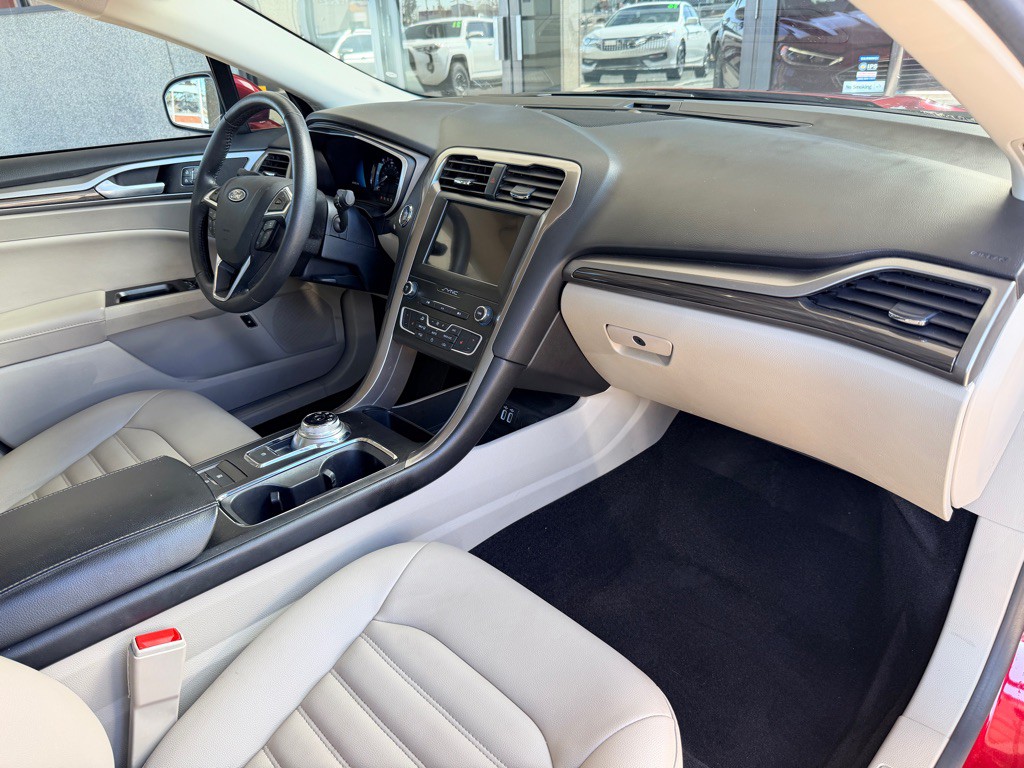 2019 Ford Fusion Image 22