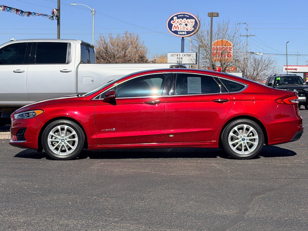2019 Ford Fusion Image 32