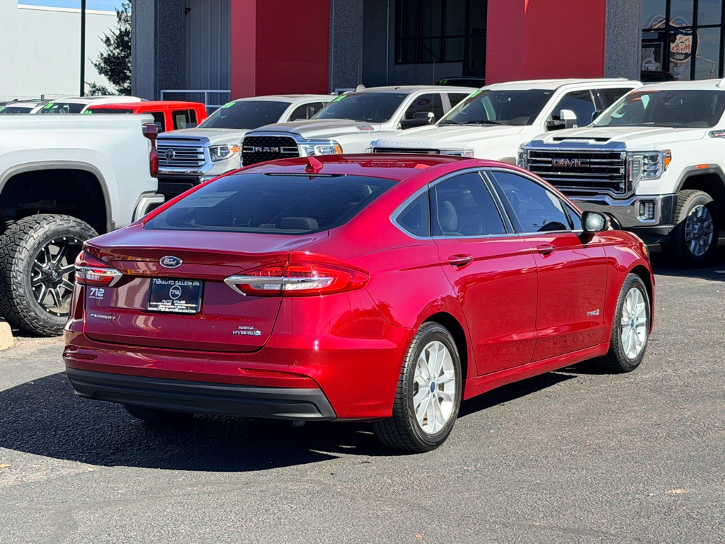 2019 Ford Fusion Image 38