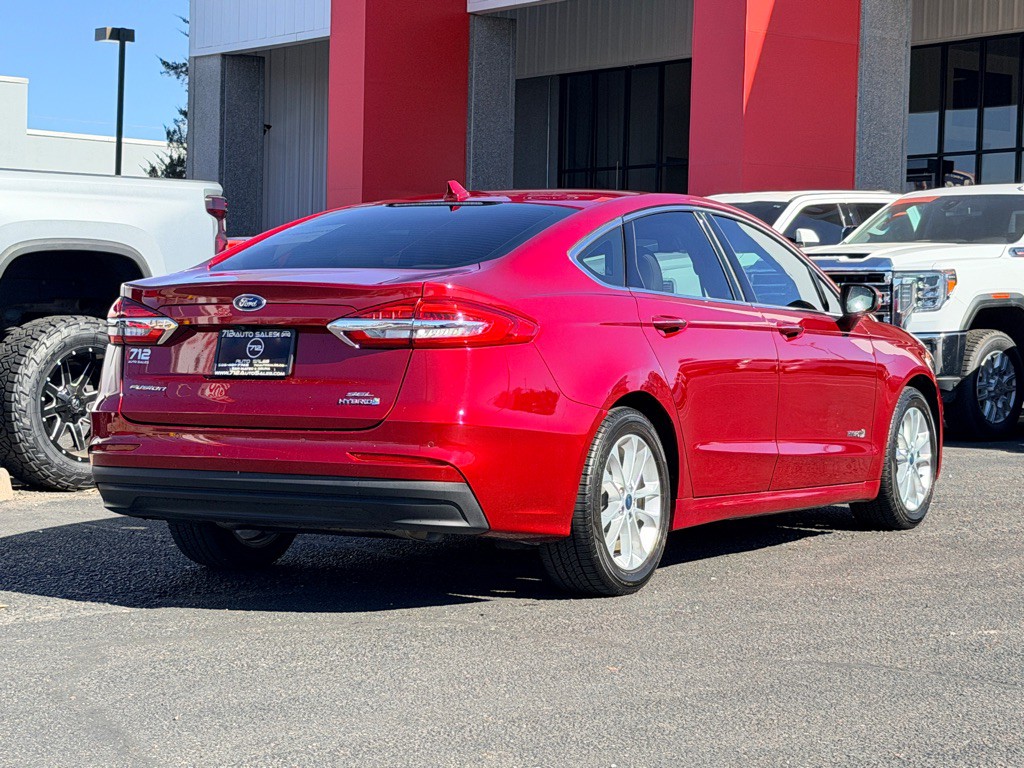 2019 Ford Fusion Image 39