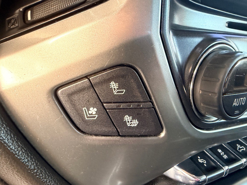 2017 Chevrolet Silverado 1500 Image 12