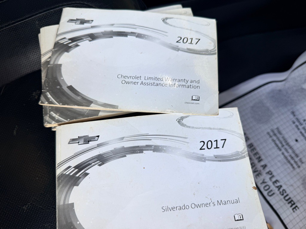 2017 Chevrolet Silverado 1500 Image 24